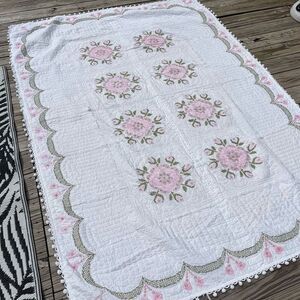 Vintage 1950s Floral Quilted Pom Pom Trim Pink Trim Decorative Throw Blanket